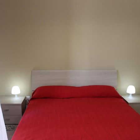 La Stanza Vicino Al Mare , Una Camera Da Letto E Bagno Con Balcone Vista Mare Lejlighed Balestrate Eksteriør billede